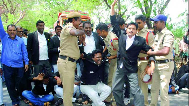 telanganalawyersdemandtoliftsuspensiononjudges